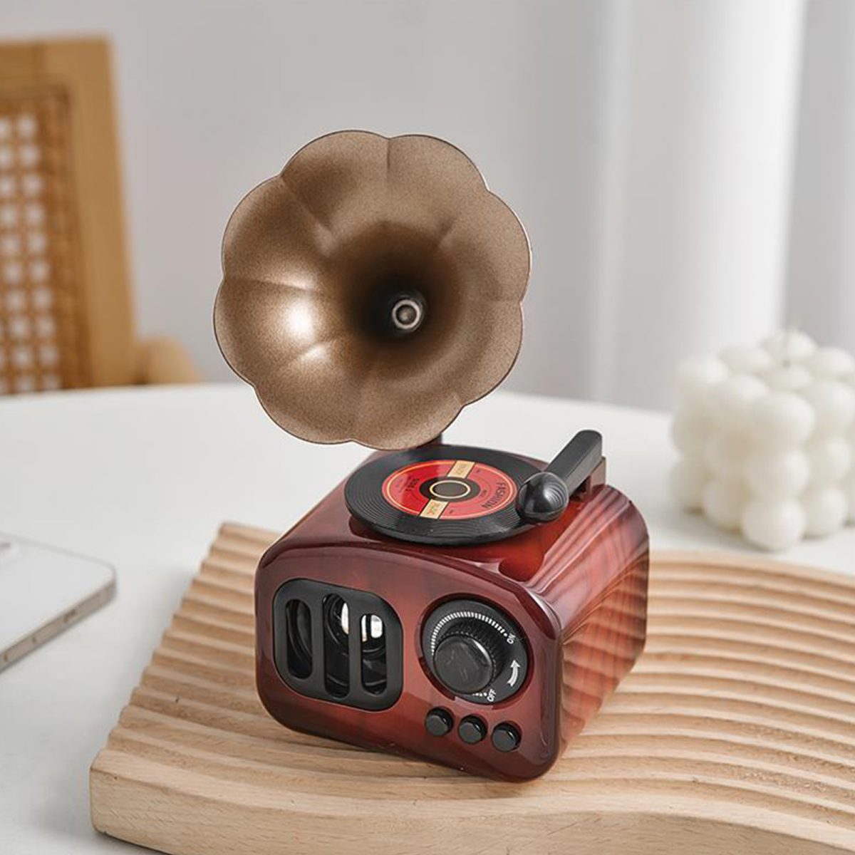 American retro gramophone - Image 3