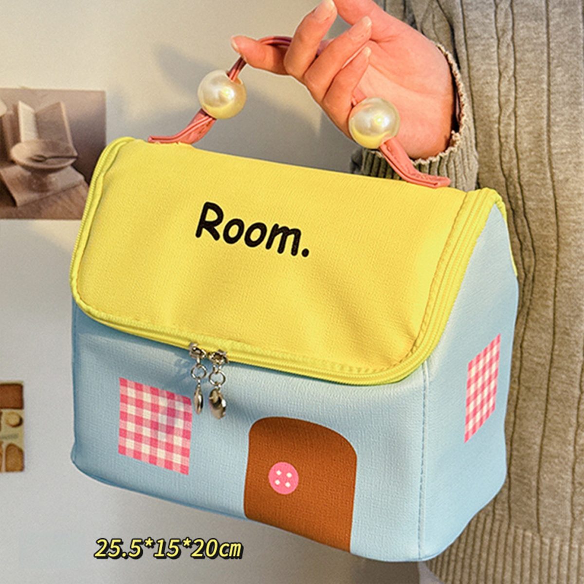Small house makeup bag - Image 5