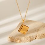 Love Book pendant - Image 4