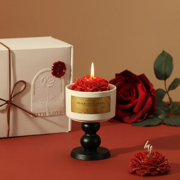 Camellia scented candle